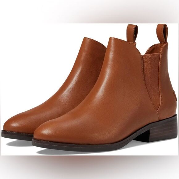 Cole Haan
Laina Bootie - Picture 9 of 10
